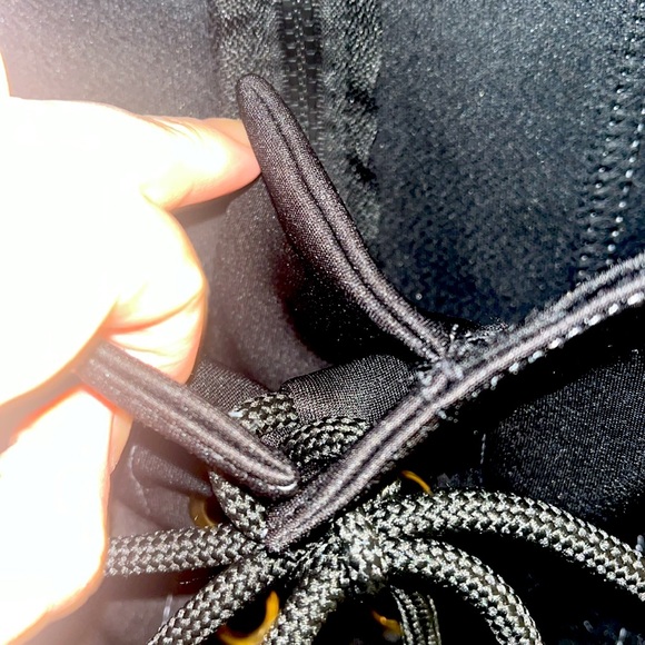 Women’s Small. Black back zipper corset Top.In description there’s 2 style ideas - Picture 4 of 8